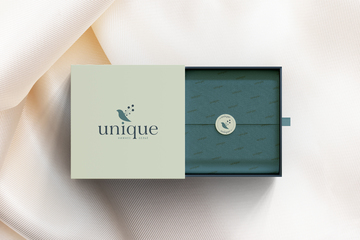 Логотип для бренда женского белья «UNIQUE»